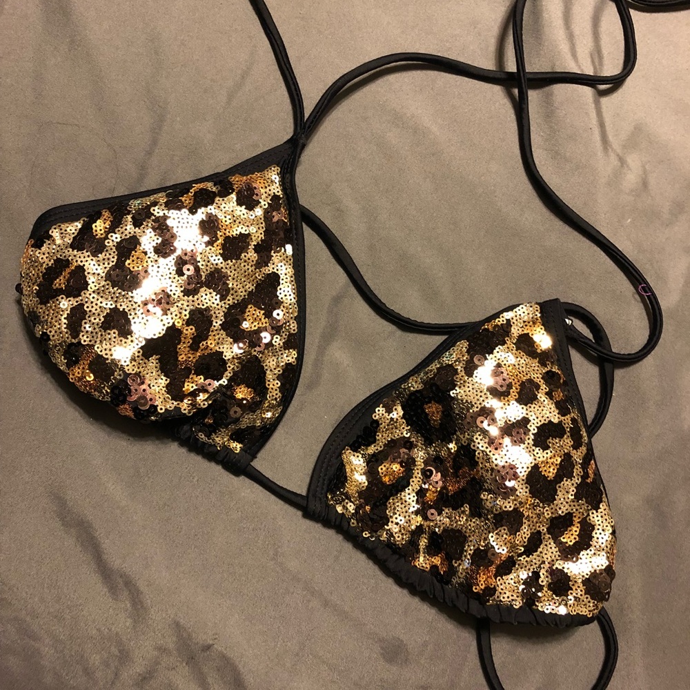 Bikini top